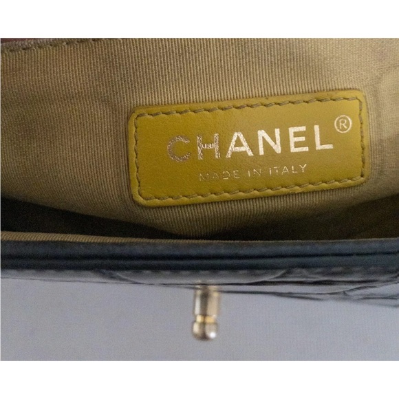Chanel LeBoy  Limited Edition Graffiti Bag. - Picture 6 of 10